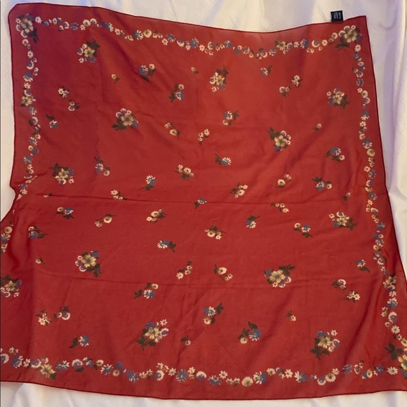 GAP scarves bundle - Picture 3 of 12